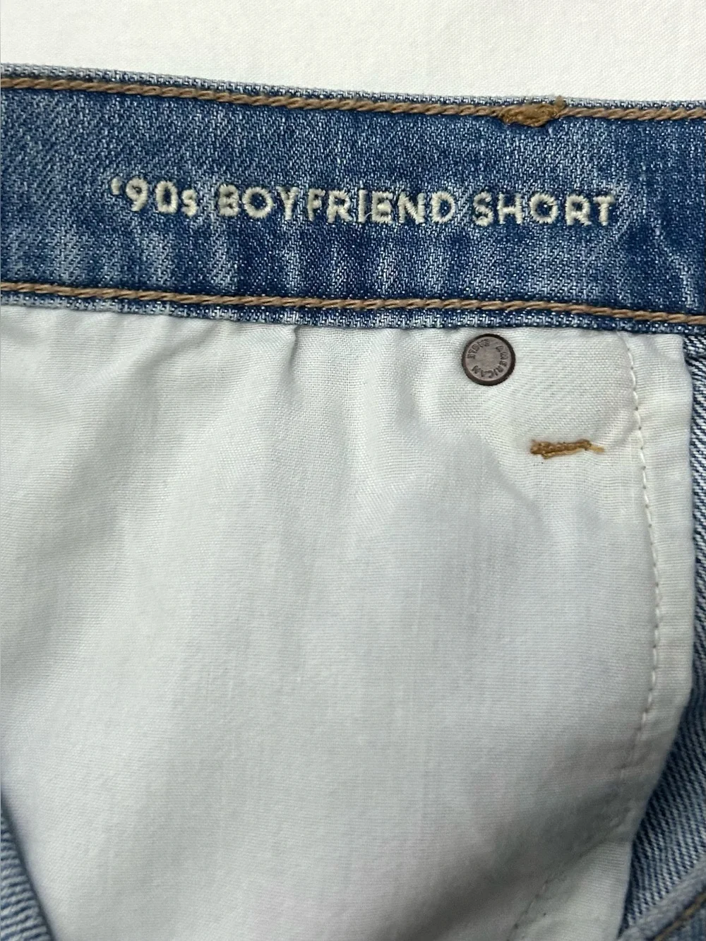 American Eagle‎ Shorts Womens 18 Blue 90s Boyfriend Long Distressed Rips Raw Hem